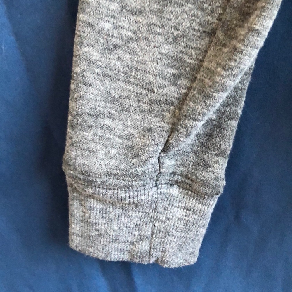 Under Armour | Lightweight Sweatshirt Hoodie - Picture 3 of 5